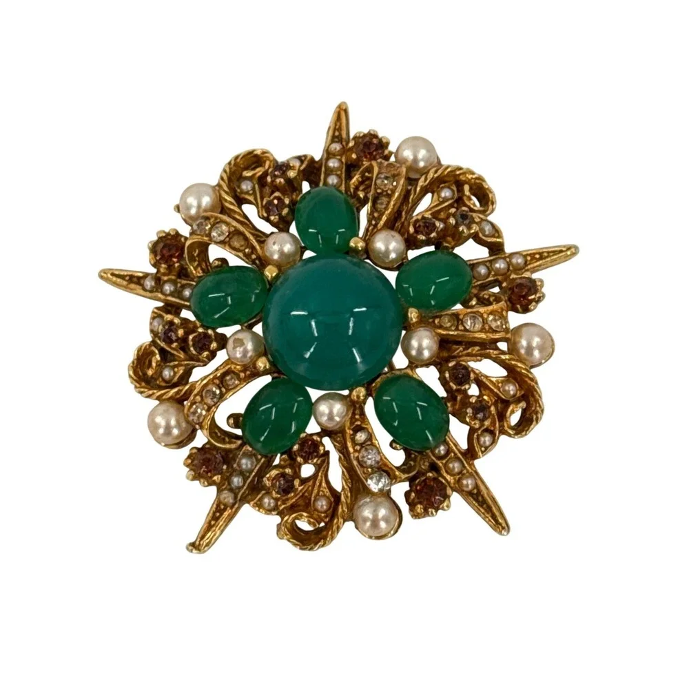 Vintage ART ARTHUR PEPPER‎ Gold Tone Green Rhinestone Faux Pearl Brooch Sunburst